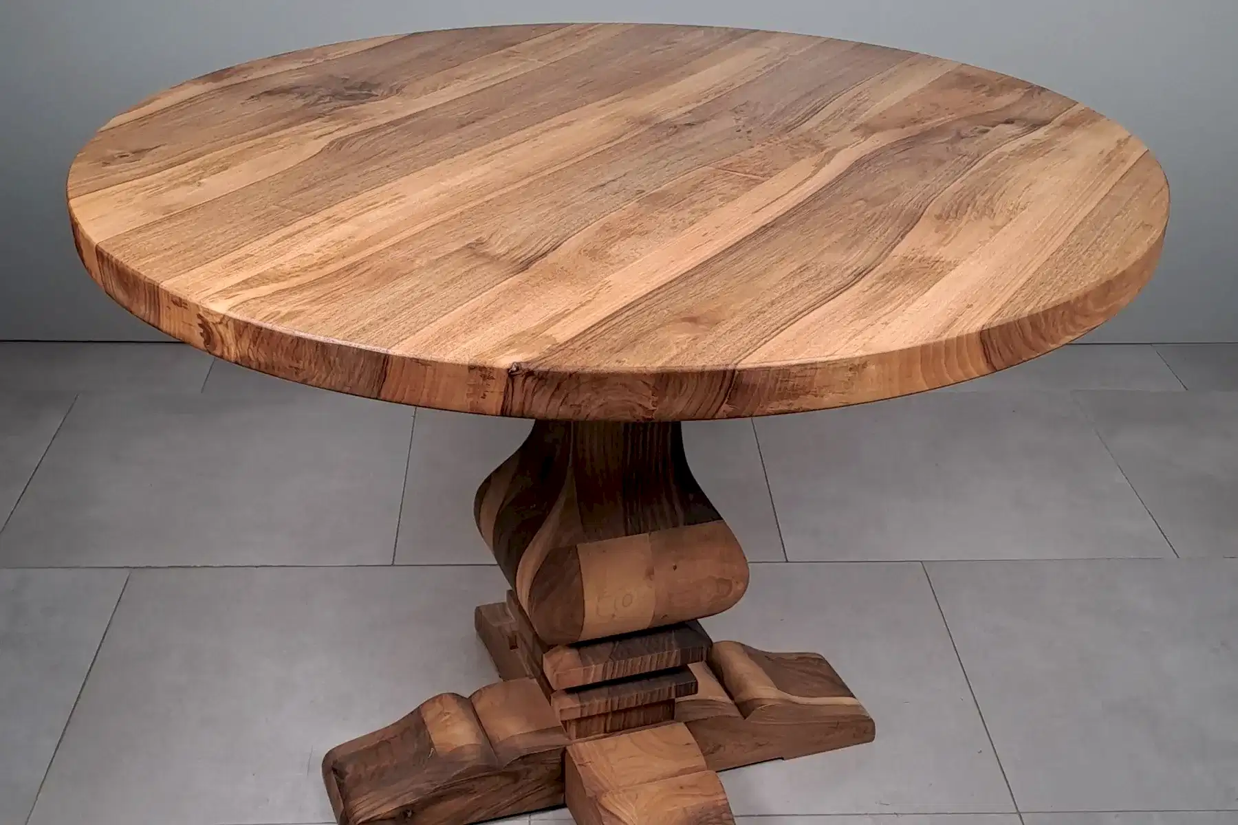 Ceviz Yuvarlak Masa - Görsel 6