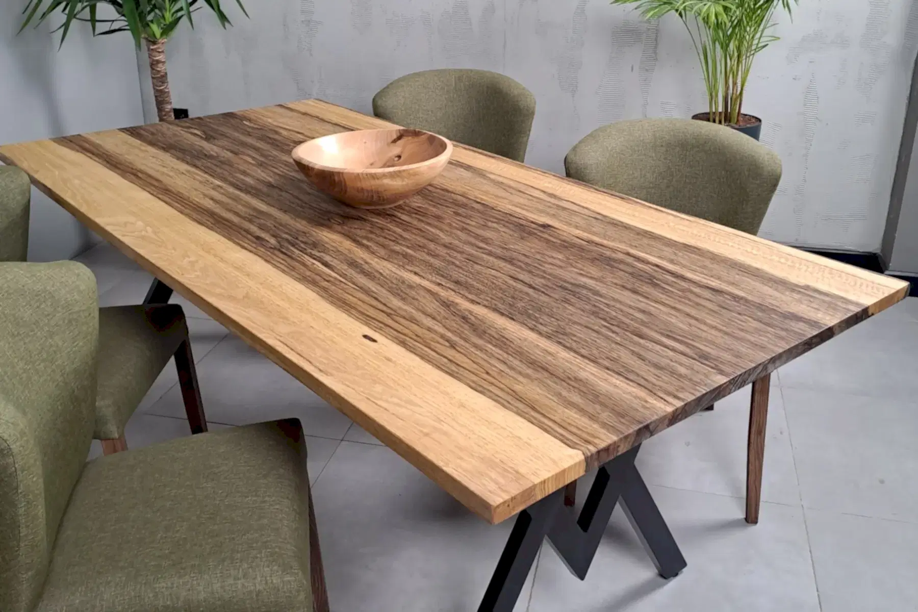 Frake Düz Kenarlı Masa