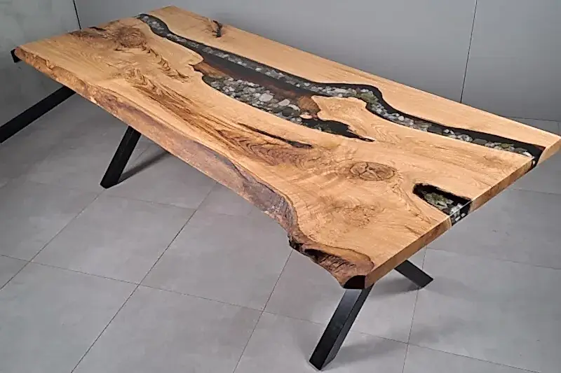 Kestane Doğal Kenarlı Epoksili Masa Doğal Taşlı